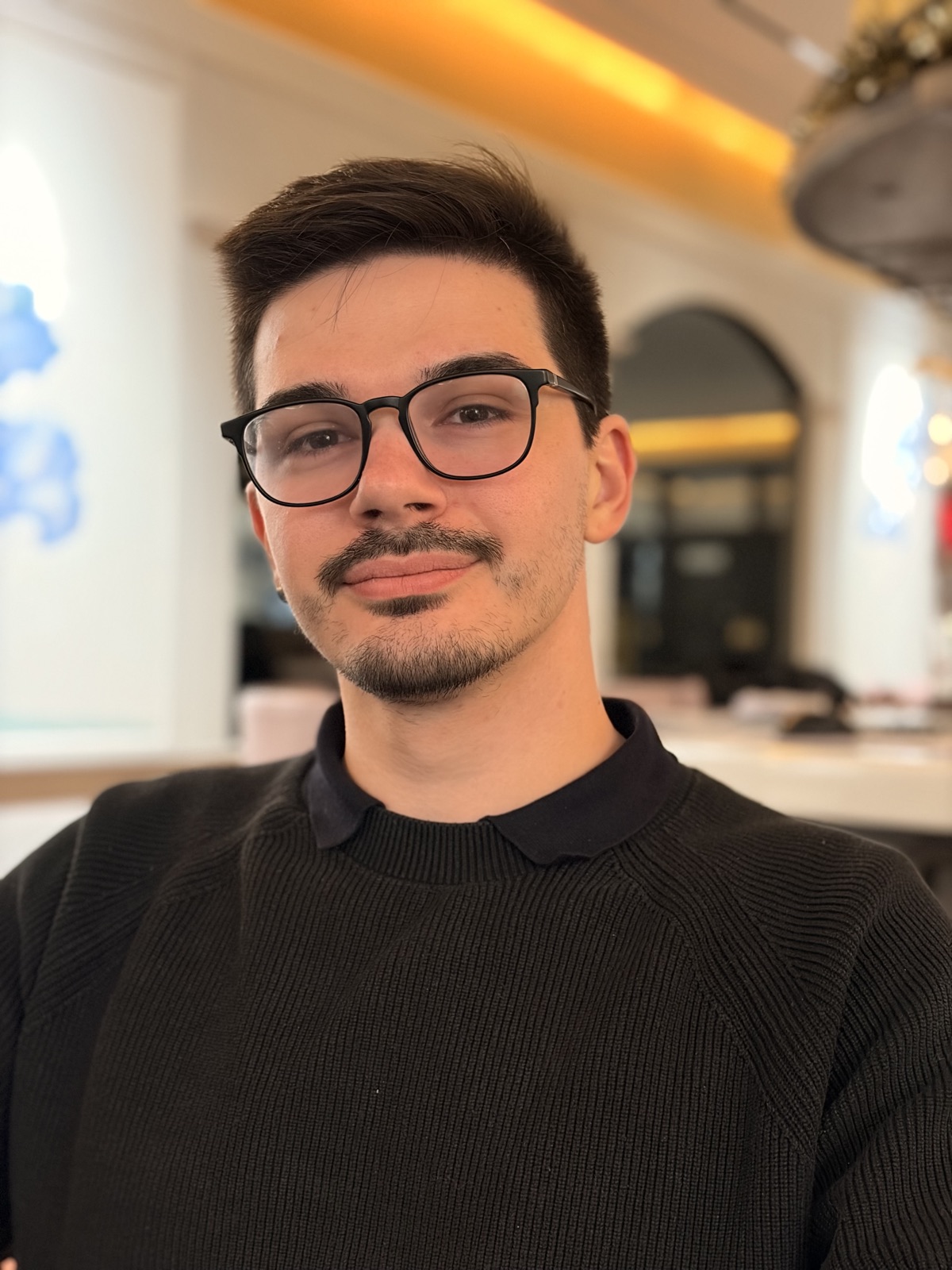 Luca Laurent